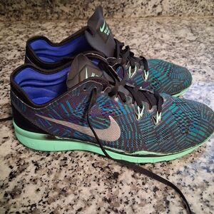 Womens Nike Free TR Fit 5 Multicolor Athletic Shoes Size 9.5